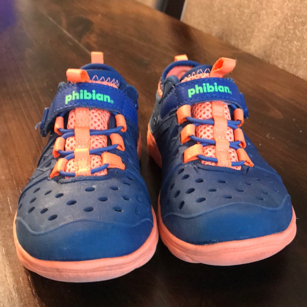 Stride rite phibian sneaker sandal